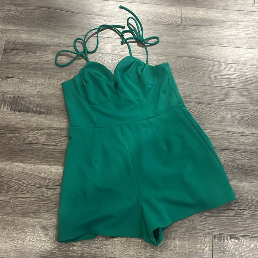 Lulus‎ Flirty Outlook Green Tie-Strap Bustier Romper - Picture 5 of 6